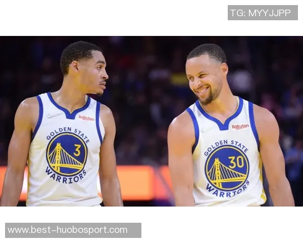 勇士全力支持库里重返巅峰放弃双时间线专注当下传奇之路